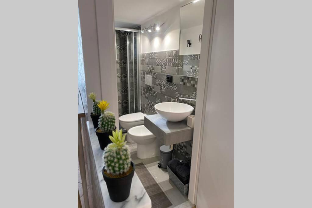 La Casa Comoda 1 Apartment Генуа Екстериор снимка